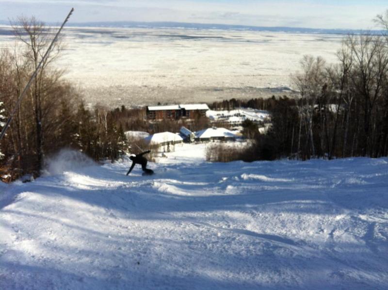 Massif Charlevoix - Après la tempête Soleil et Neige Fraîche
