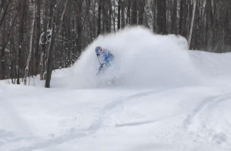 Sommet Morin Heights, 40 cm  = une bonne skinusite
