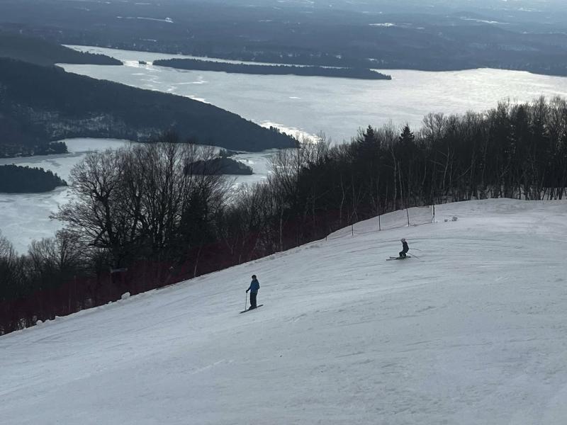 Owl's Head Ski & Golf -  Un beau dimanche de printemps